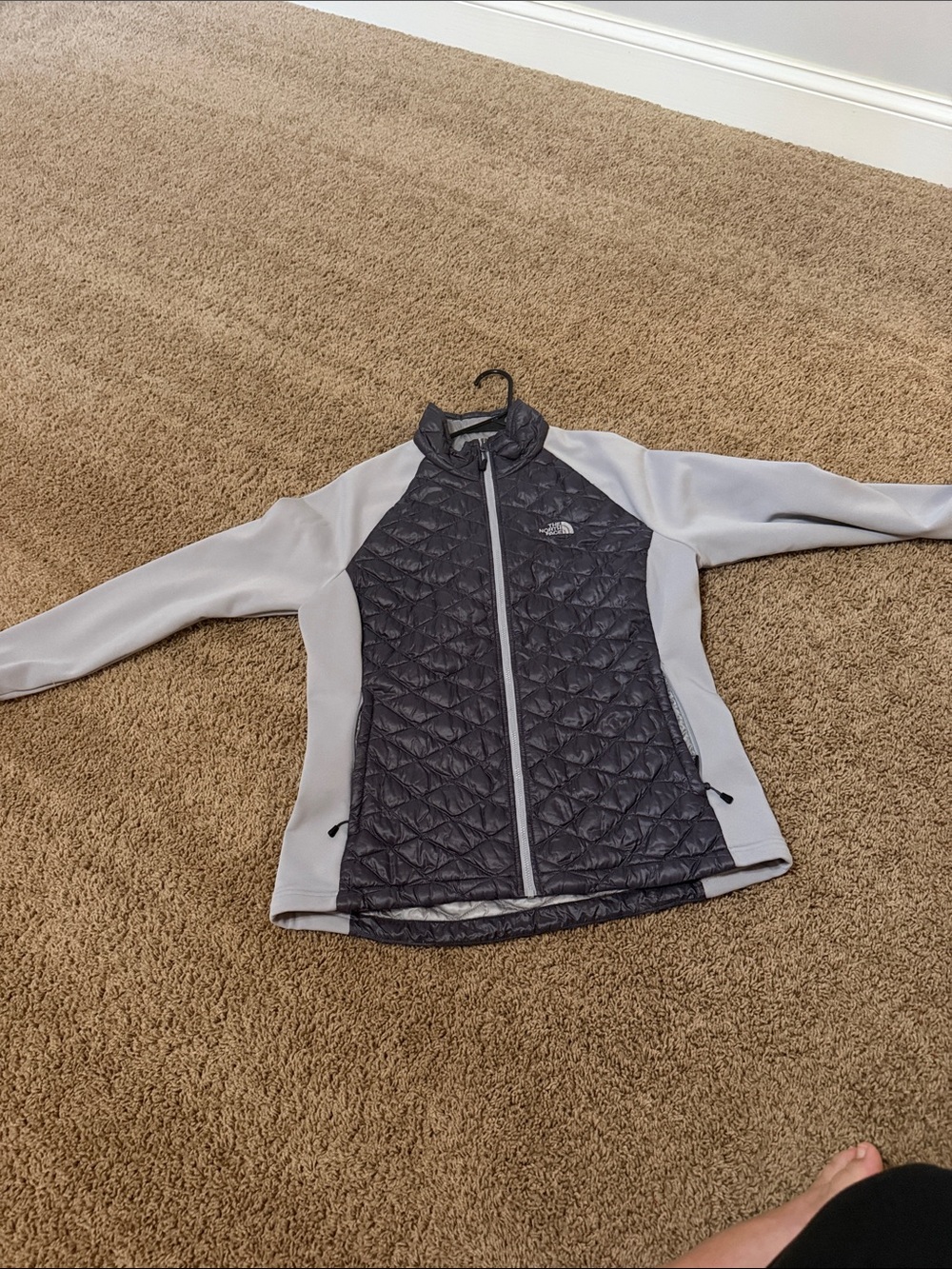 The North Face Women's Quilted Hybrid Jacket — purple